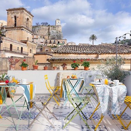 Gioietta Ospitalita Siciliana Modica Bed & Breakfast Exterior foto