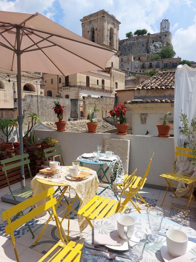 Gioietta Ospitalita Siciliana Modica Bed & Breakfast Exterior foto
