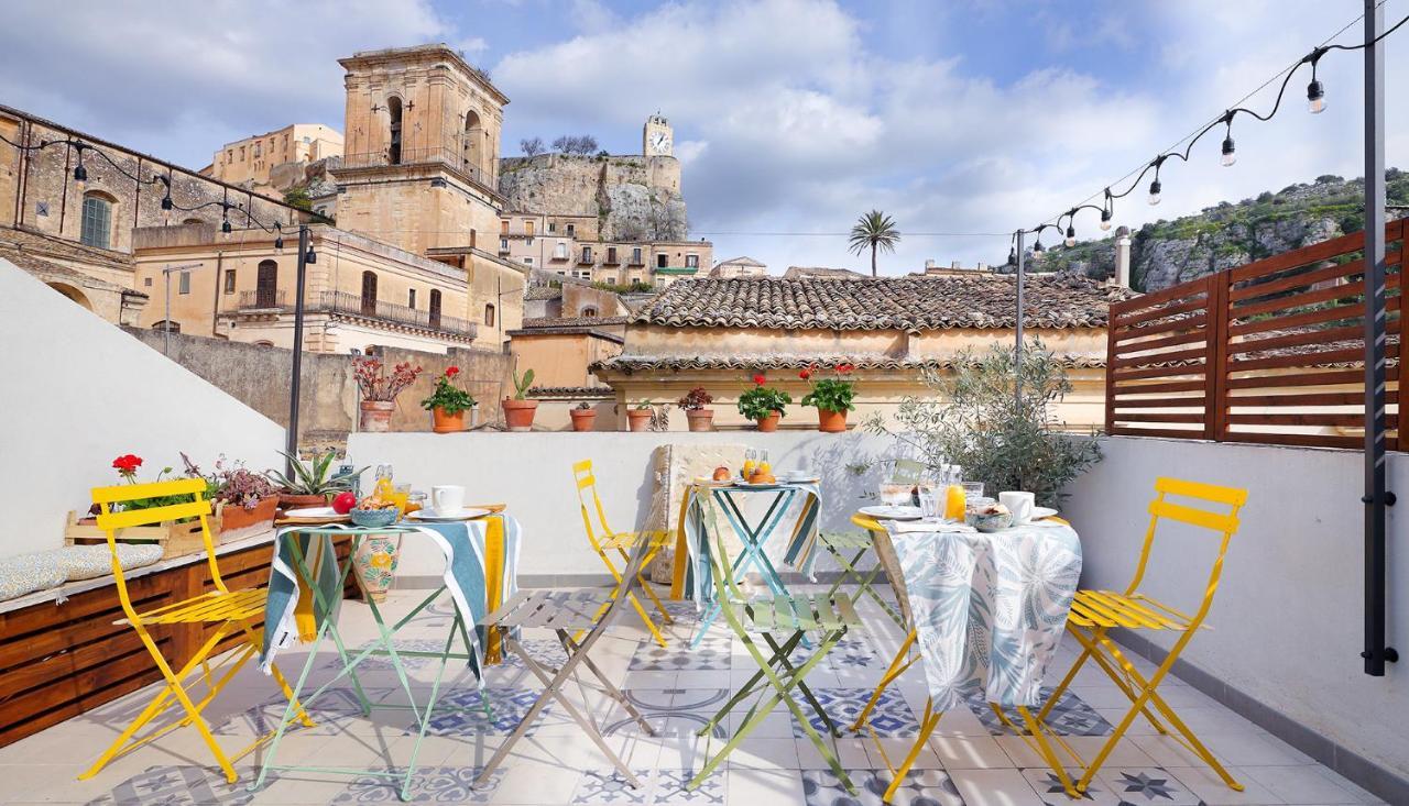 Gioietta Ospitalita Siciliana Modica Bed & Breakfast Exterior foto